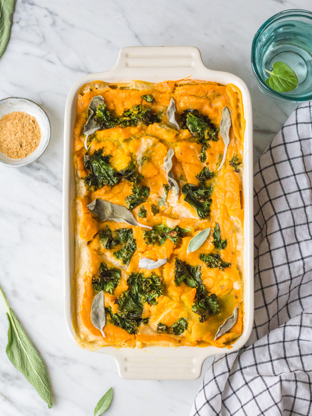 Kürbis-Grünkohl-Lasagne - vegan, glutenfrei, ohne raffinierten Zucker - inzone.biz